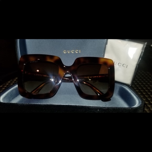 GUCCI GG0328S - Picture 5 of 5
